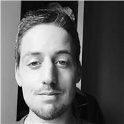 Professeur de théâtre et de Français, pour améliorer vos compétences en langue et vous développer personnellement !